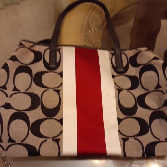 Coach purse - Picture 6 of 6